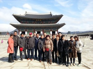 Đoàn du khách tại Hàn Quốc
